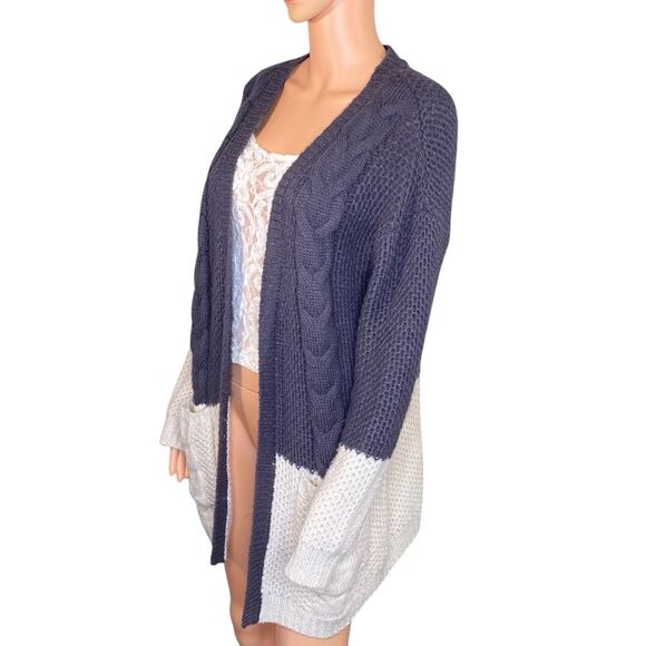 Forever 21 Oversized Cardigan Sweater Open Front w Pockets Womens Size Large - Picture 2 of 5